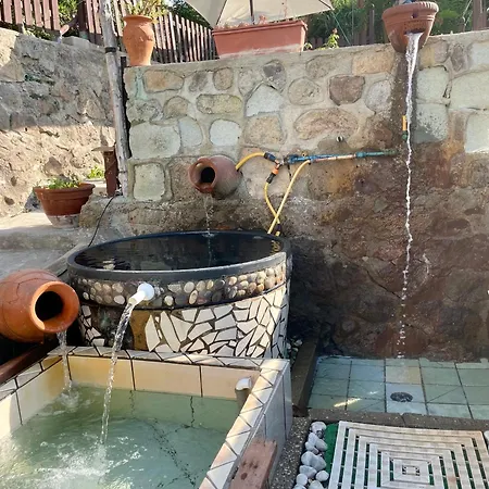 Raffaela Bed & Breakfast 2*