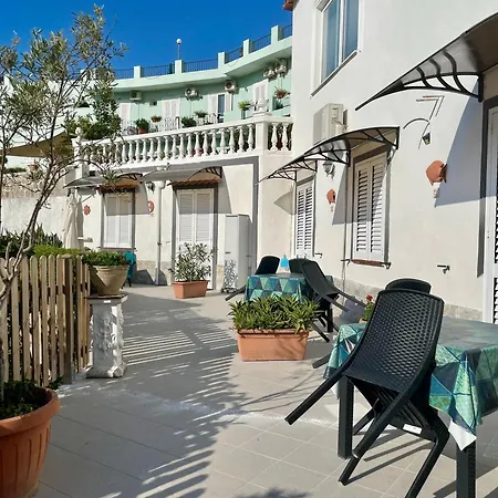 Raffaela Bed & Breakfast