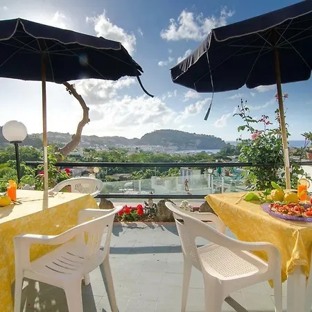 Raffaela Bed & Breakfast Lacco Ameno (Isola d'Ischia)