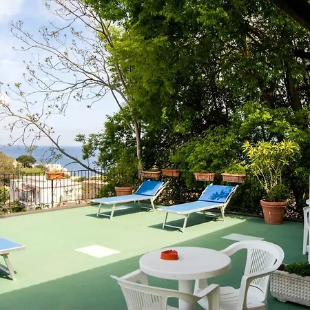 Raffaela Bed & Breakfast Lacco Ameno (Isola d'Ischia)
